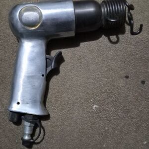 Central Pneumatic Air Hammer Tool